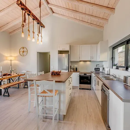 Deos - Sea Views Villa